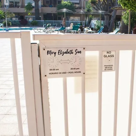 Merie Elizabeth Sun * Corralejo